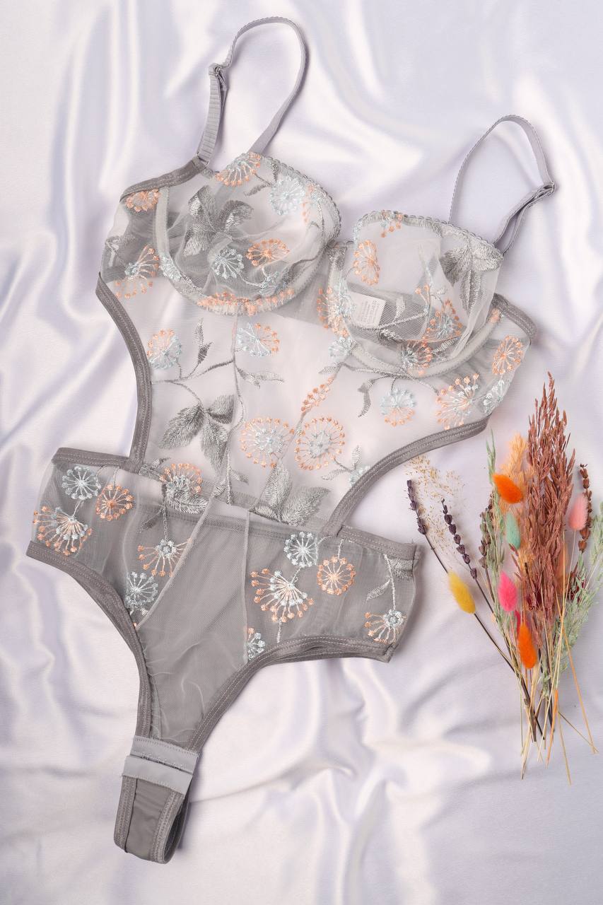 بادی فانتزی فنردار